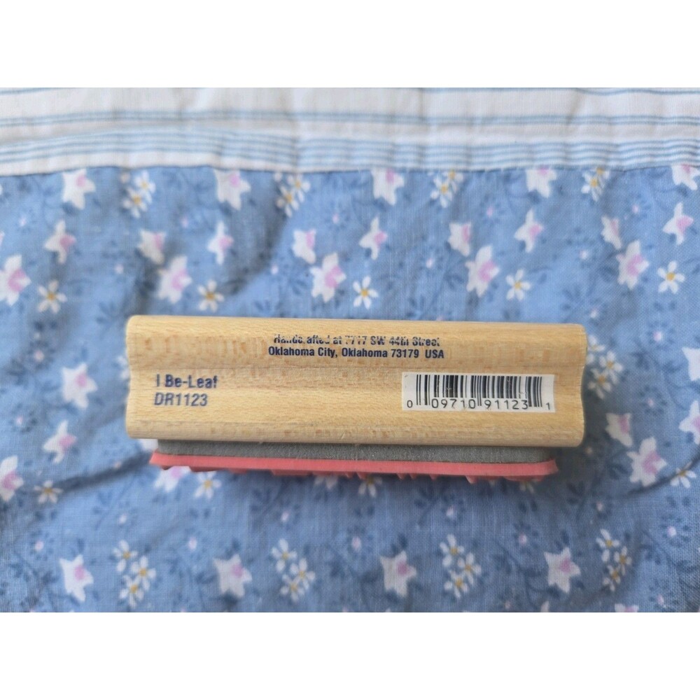 Stampabilities DR1123 I Be-Leaf In You Wood Mounted Rubber Stamp Pun Leaf - Picture 3 of 4